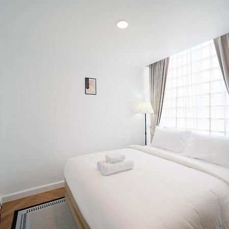 Mitt Haus Hotel Bangkok Bagian luar foto