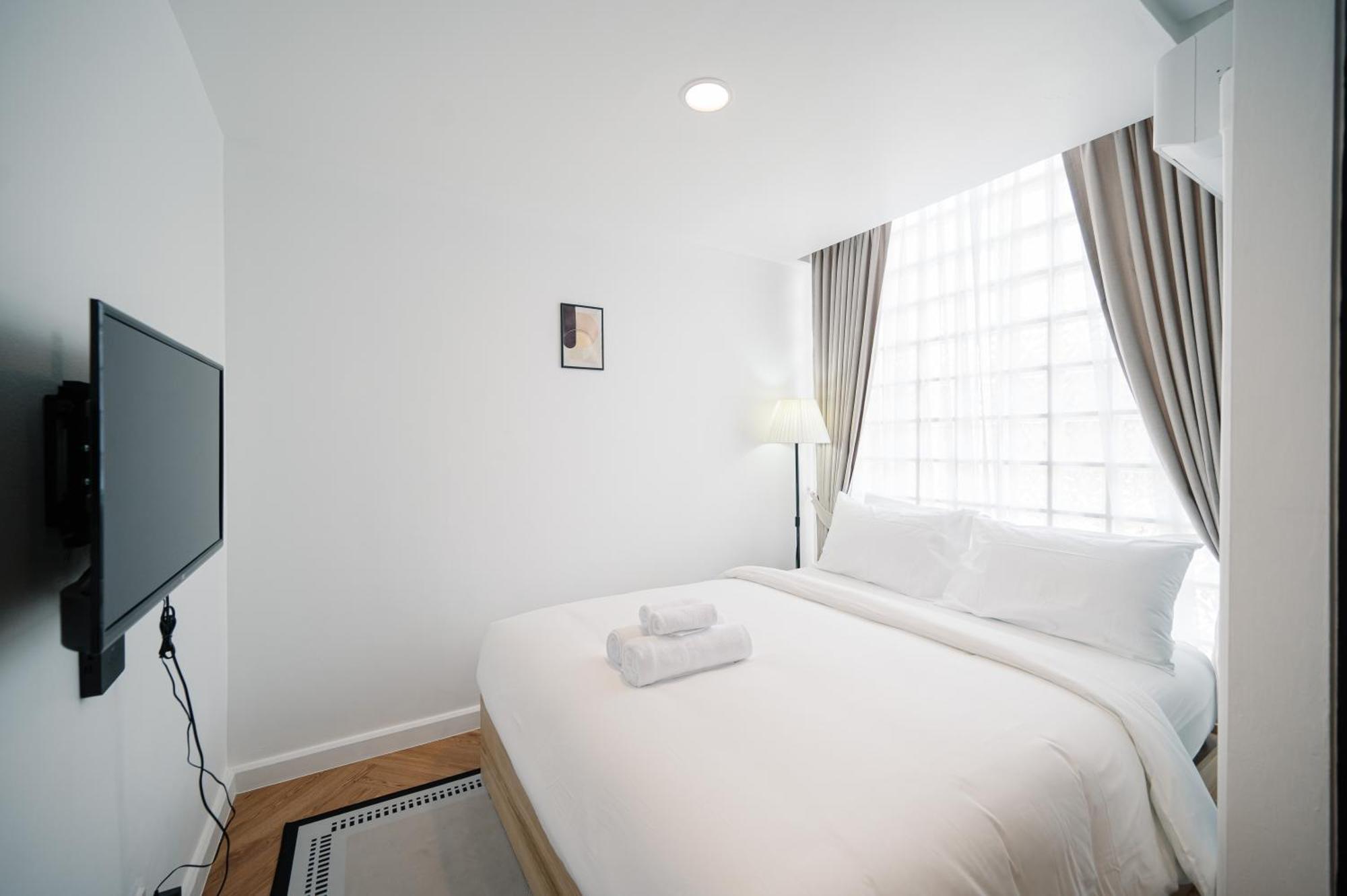 Mitt Haus Hotel Bangkok Bagian luar foto