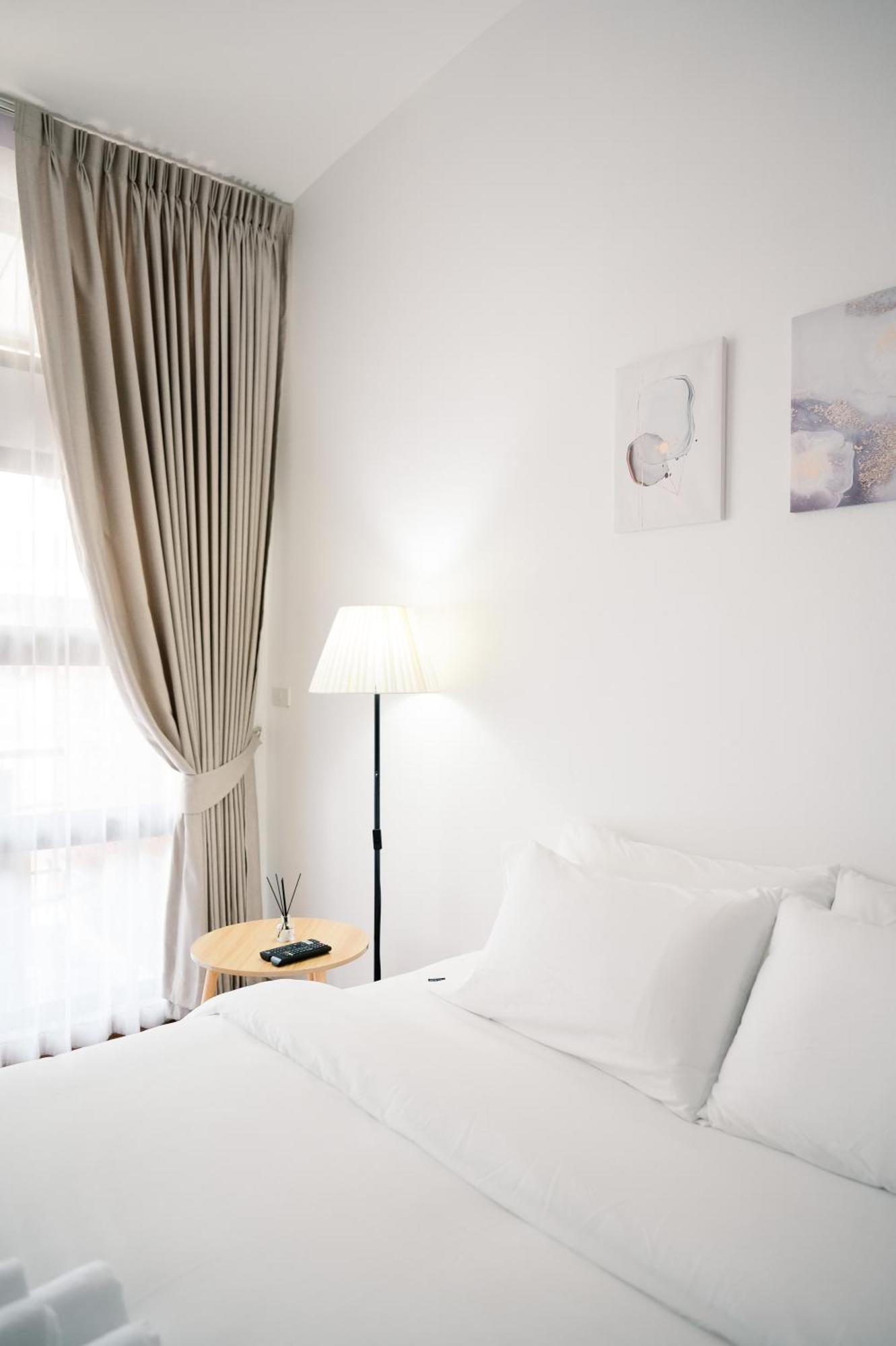 Mitt Haus Hotel Bangkok Bagian luar foto